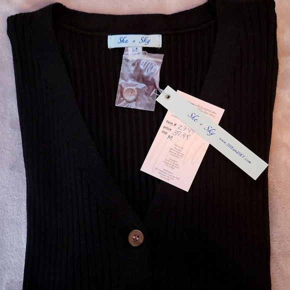 SHE and SKY Cardigan - Picture 3 of 4